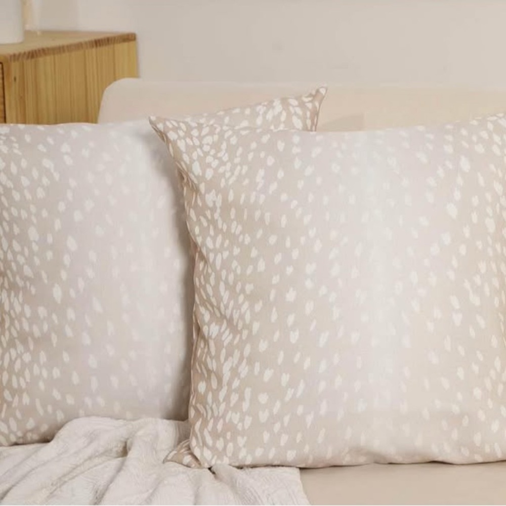 Elegant Cream animal print Patterned Pillow Covers, 2 pcs, no inserts
